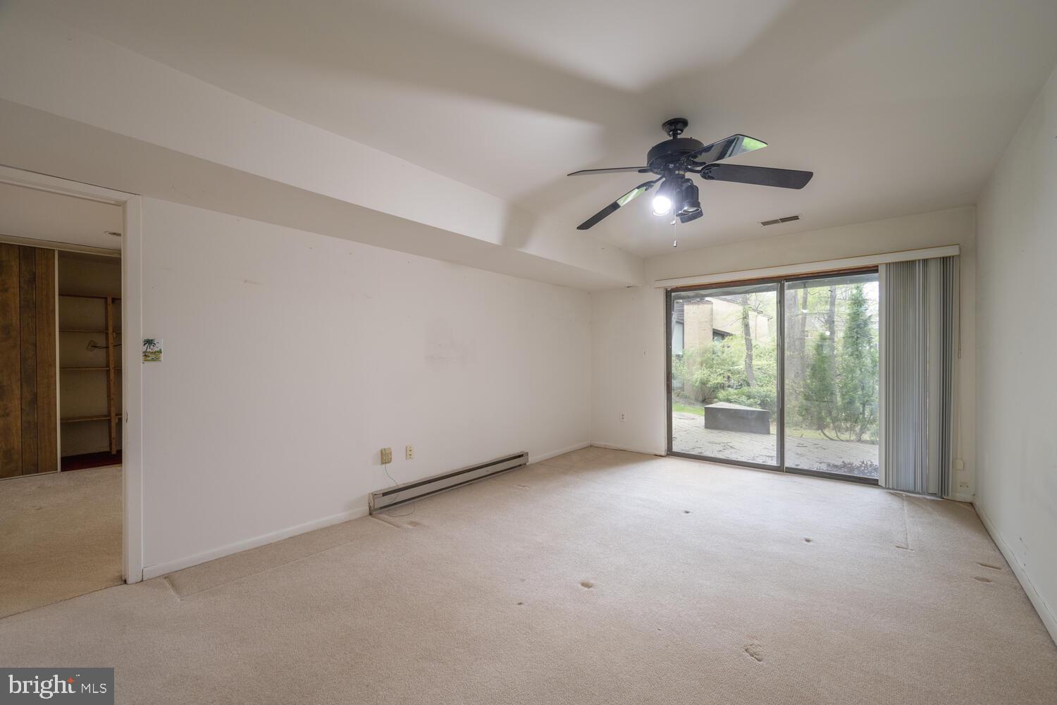 2029 Lakebreeze Way Reston, VA 20191 - Photo 20 of 32 4th bedroom in lower level with walk-out