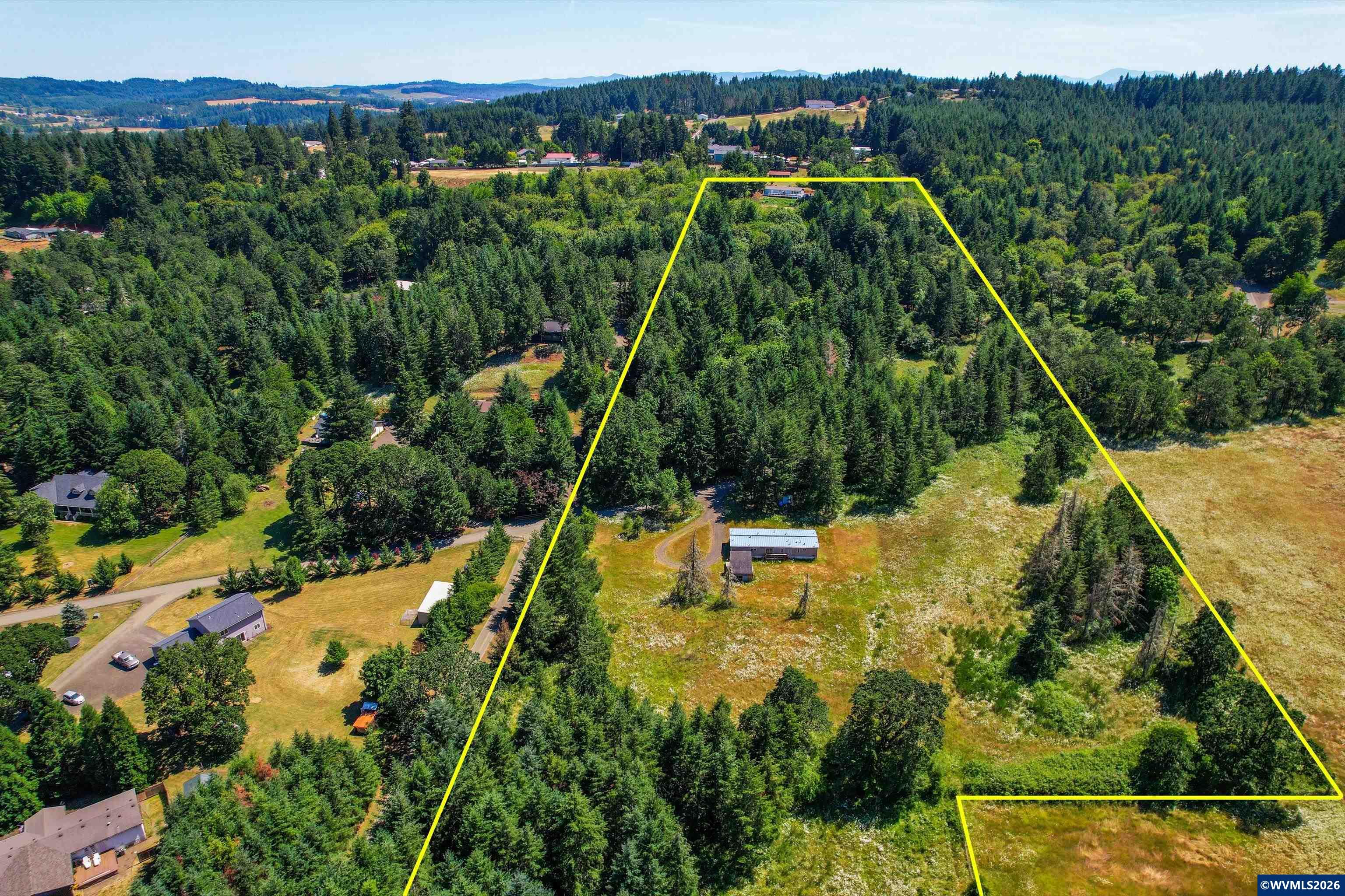 1897 Cochrane Lane Dallas, OR 97338 - Photo 8 of 31
