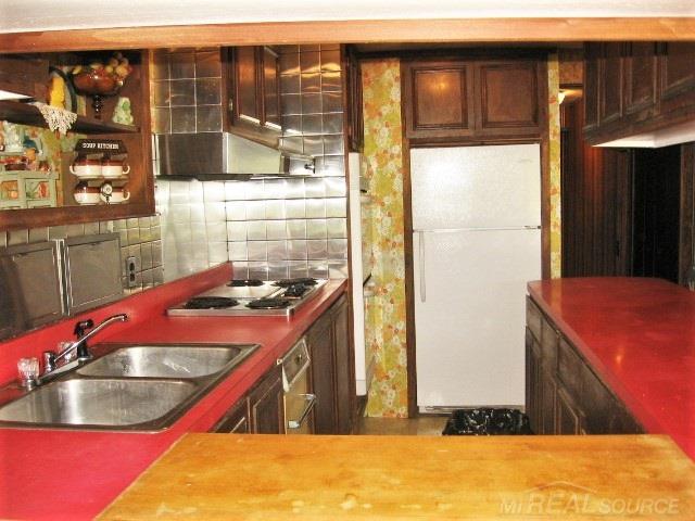 5741 Hintz Road Palms, MI 48465 - Photo 15 of 51 31393896-14.JPG