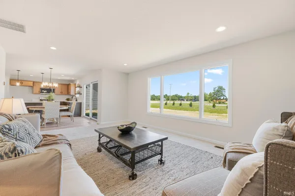 $399,900 | 10923 Oaklynn Reserve Boulevard, Fort Wayne, IN 46835