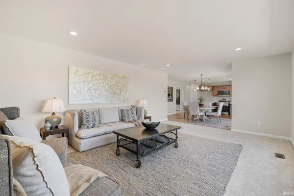 $399,900 | 10923 Oaklynn Reserve Boulevard, Fort Wayne, IN 46835