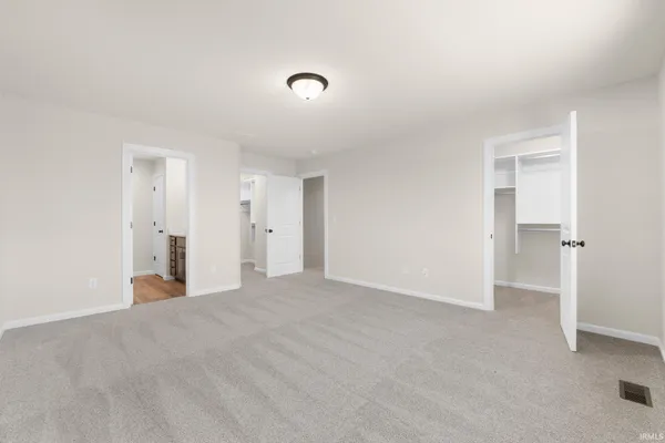 $399,900 | 10923 Oaklynn Reserve Boulevard, Fort Wayne, IN 46835