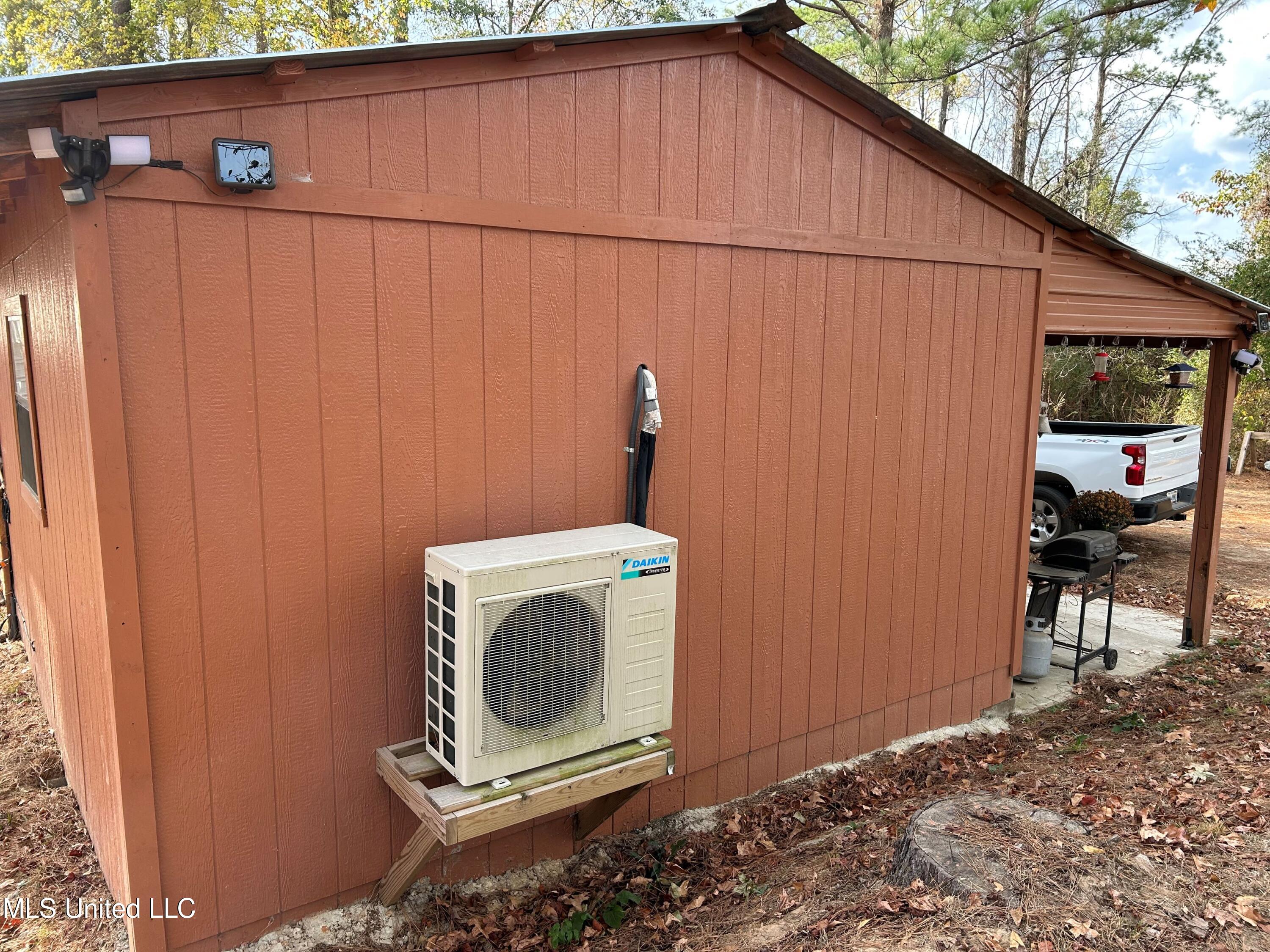 454 Burnham Road Forest, MS 39074 - Photo 8 of 14 380+- Scott County 7
