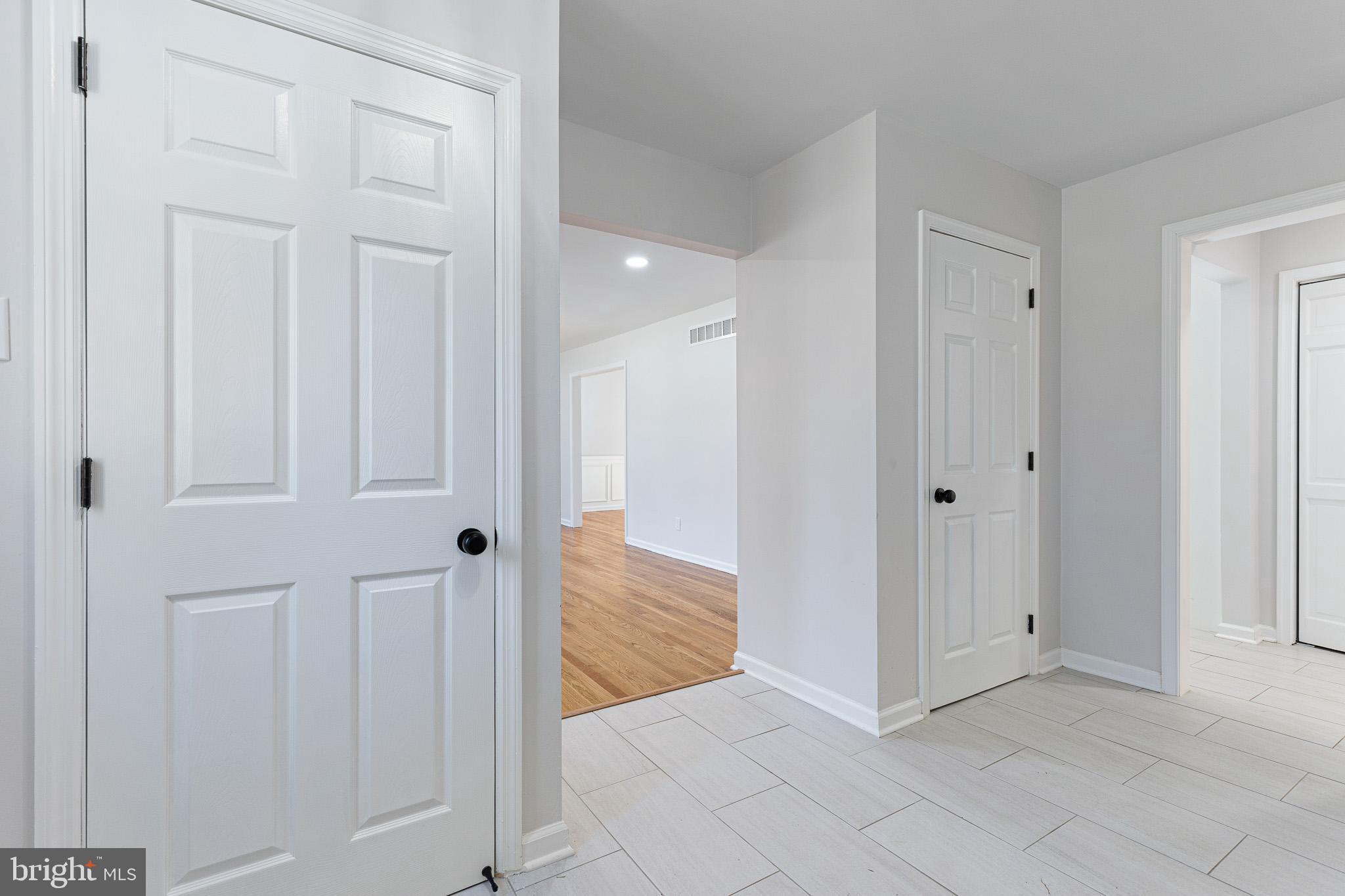 808 Rock Lane Newark, DE 19713 - Photo 2 of 30