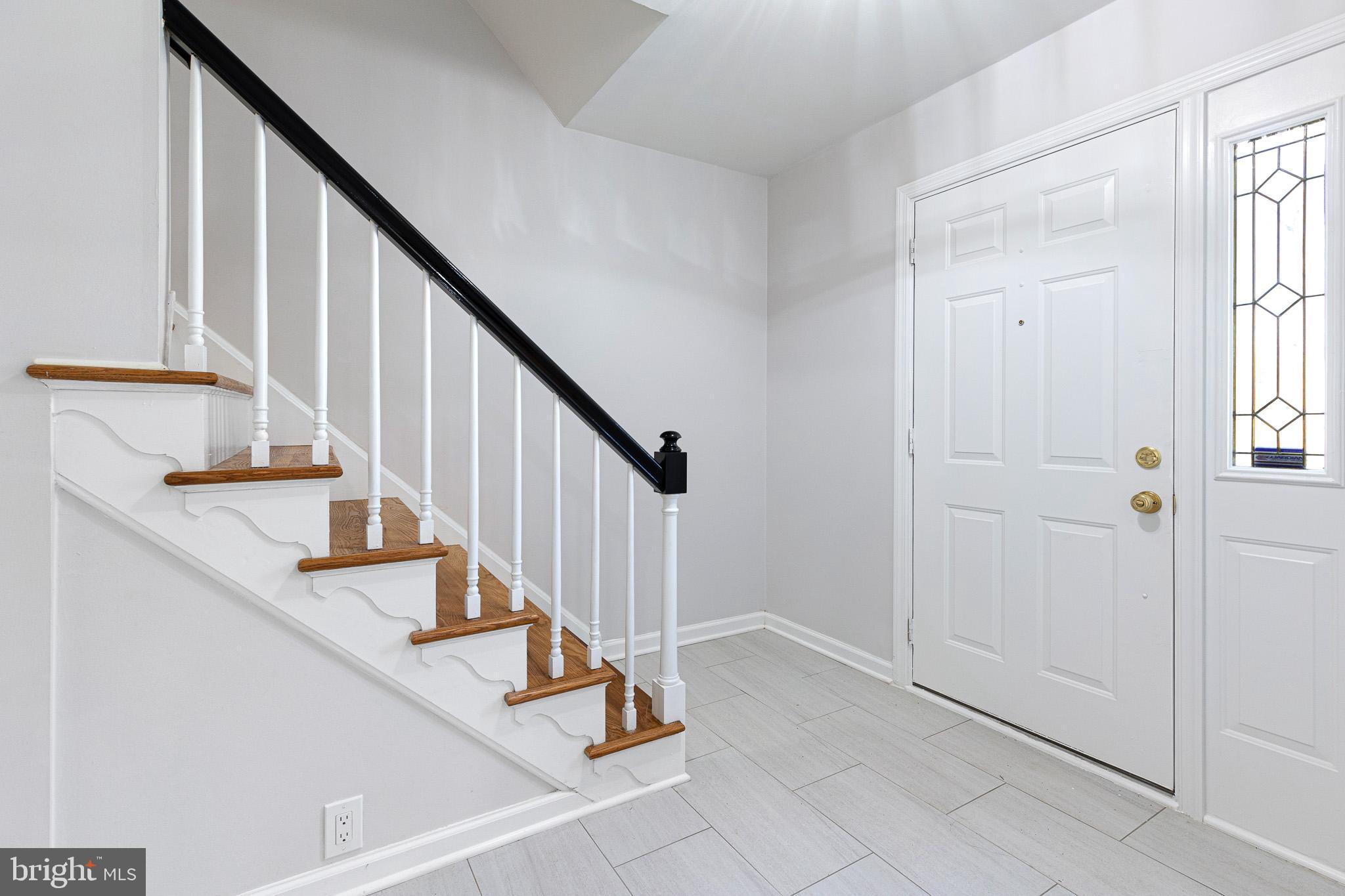 808 Rock Lane Newark, DE 19713 - Photo 3 of 30