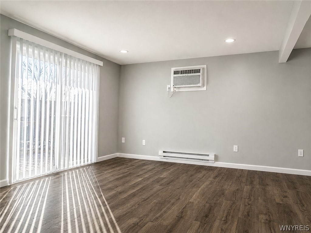 6293 Robinson Road Lockport Town, NY 14094 - Photo 12 of 40