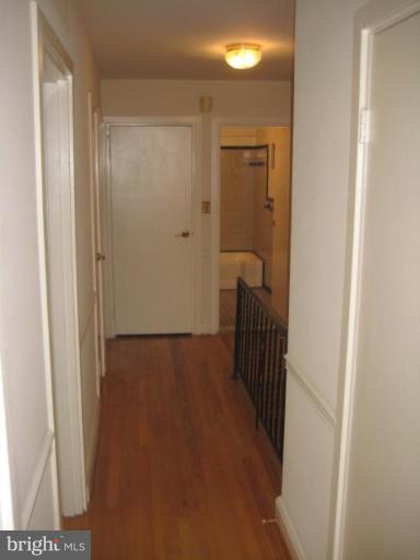 5725 Pimlico Road Baltimore, MD 21209 - Photo 12 of 22 Hallway