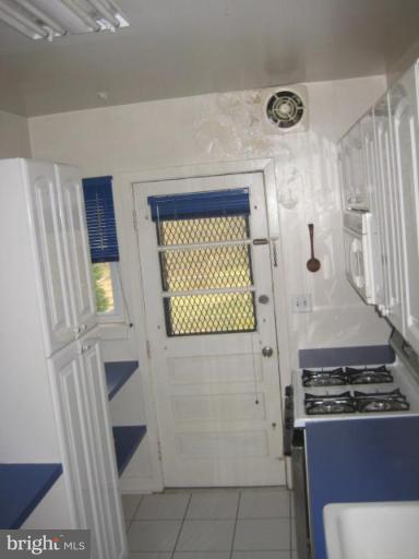 5725 Pimlico Road Baltimore, MD 21209 - Photo 14 of 22 Kitchen #2