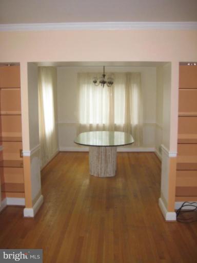 5725 Pimlico Road Baltimore, MD 21209 - Photo 8 of 22 Dining Room