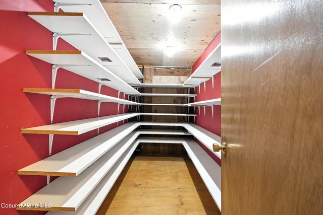 $597,000 | 475 Old Range Road, Clark Fork, ID 83811