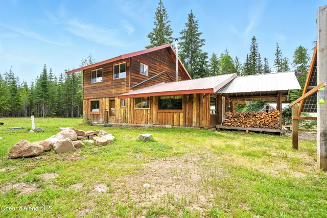 $597,000 | 475 Old Range Road, Clark Fork, ID 83811