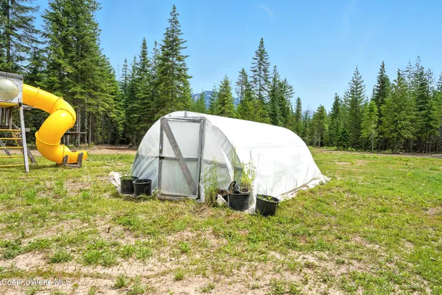 $597,000 | 475 Old Range Road, Clark Fork, ID 83811