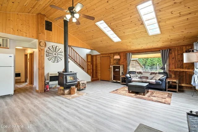 $597,000 | 475 Old Range Road, Clark Fork, ID 83811