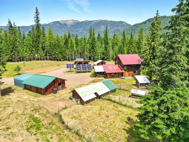 $597,000 | 475 Old Range Road, Clark Fork, ID 83811
