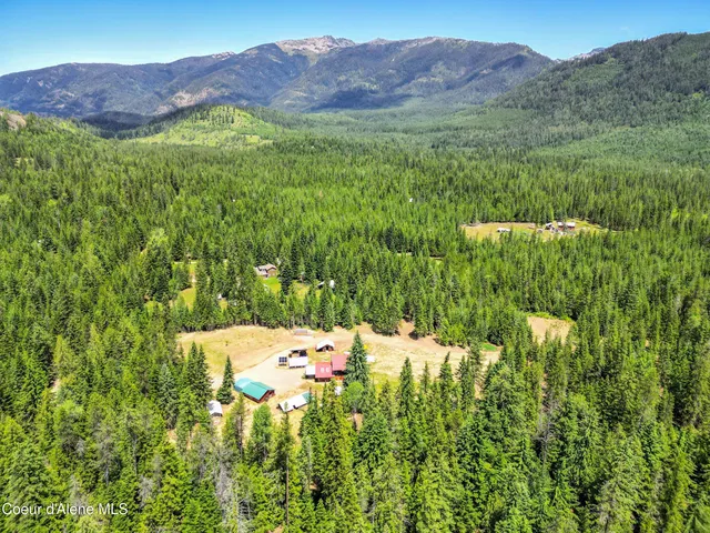 $597,000 | 475 Old Range Road, Clark Fork, ID 83811