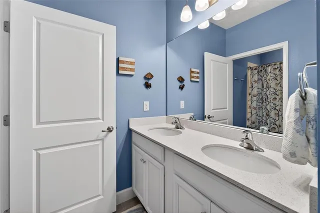 $423,500 | 707 Winterside Drive, Apollo Beach, FL 33572