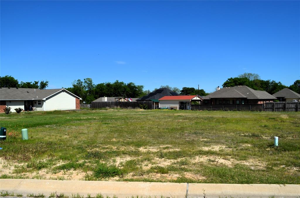 a view of an outdoor space and yard