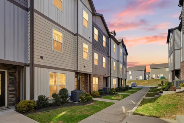 $2,150 | 107 Jean Alyne Dotson Drive, La Vergne, TN 37086