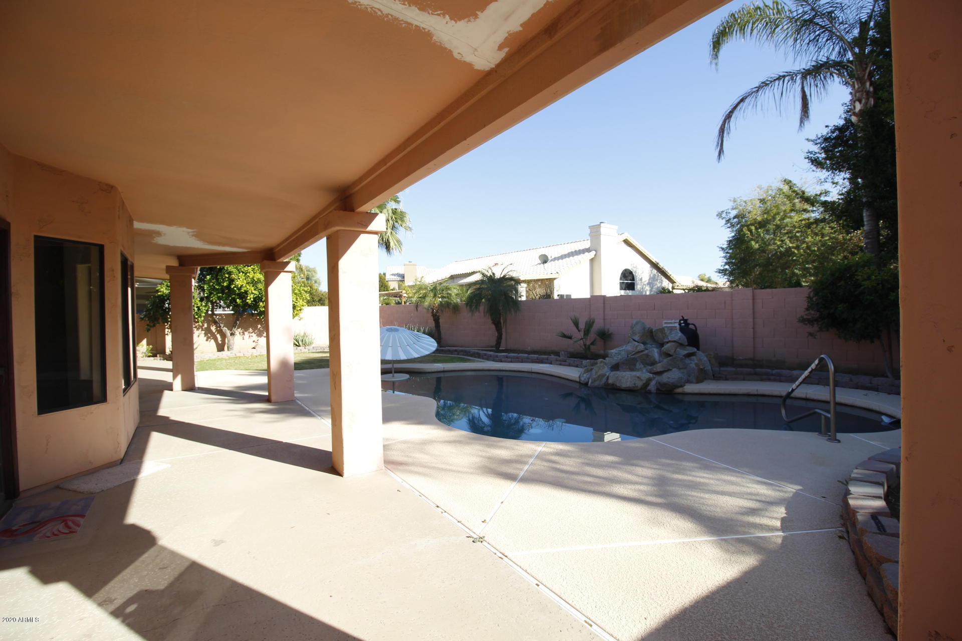 1611 West Del Rio Street Chandler, AZ 85224 - Photo 31 of 38 a view of a house with backyard and sitting area