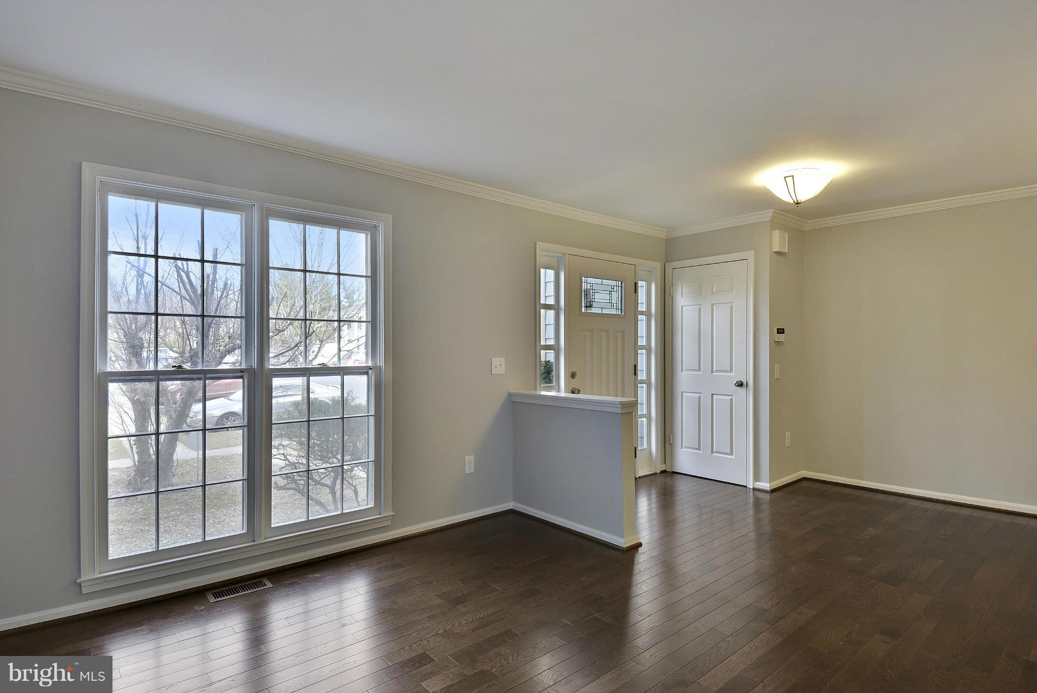 637 Concerto Lane Silver Spring, MD 20901 - Photo 11 of 30 Interior (General)