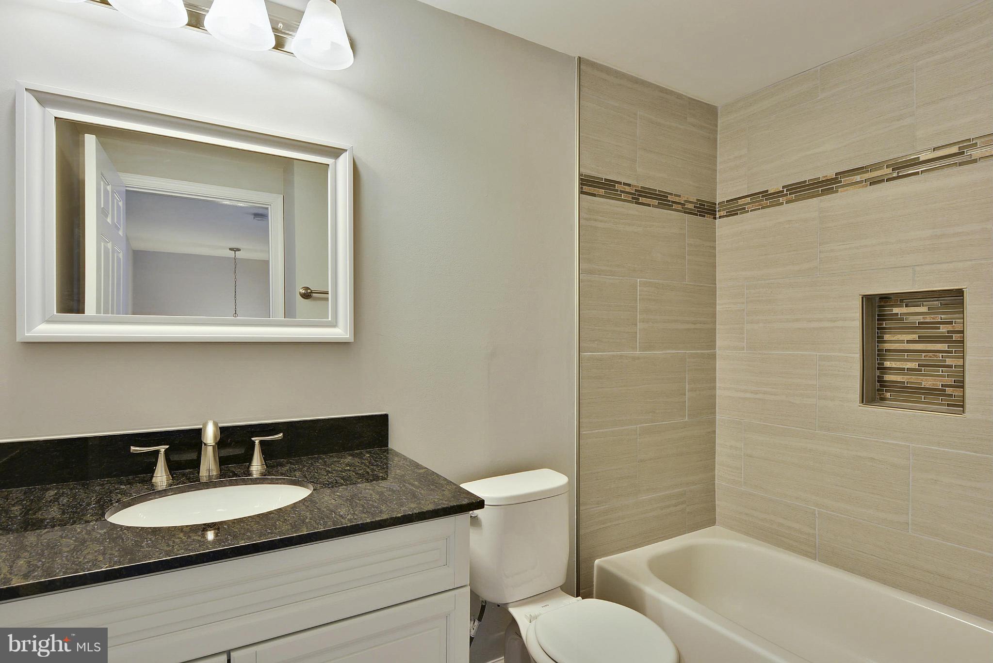 637 Concerto Lane Silver Spring, MD 20901 - Photo 23 of 30 Bath (Master)