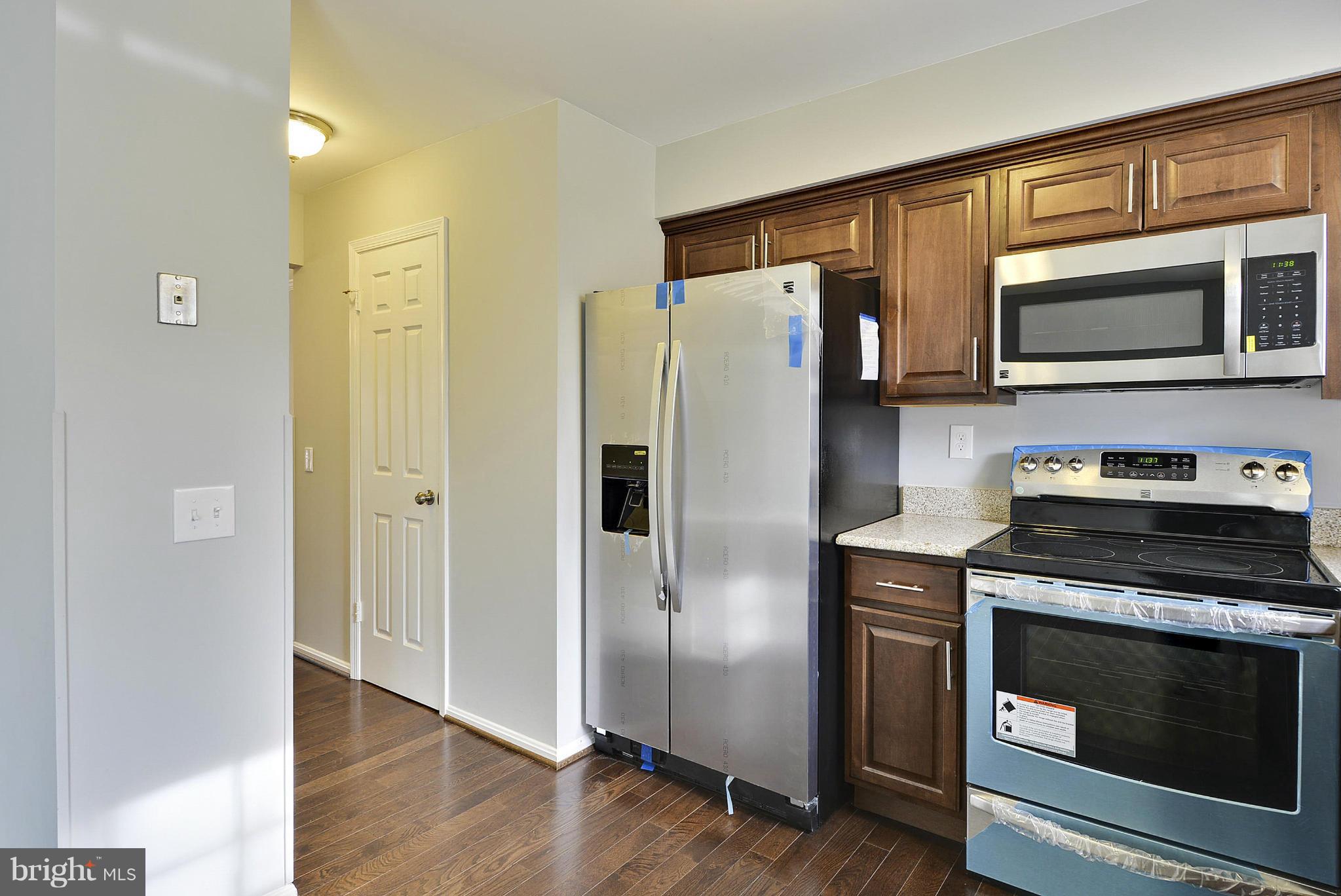 637 Concerto Lane Silver Spring, MD 20901 - Photo 7 of 30 Kitchen