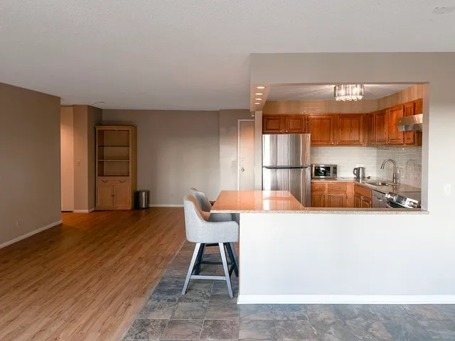 $1,700 | 801 South Plymouth Court, Unit 318, Chicago, IL 60605