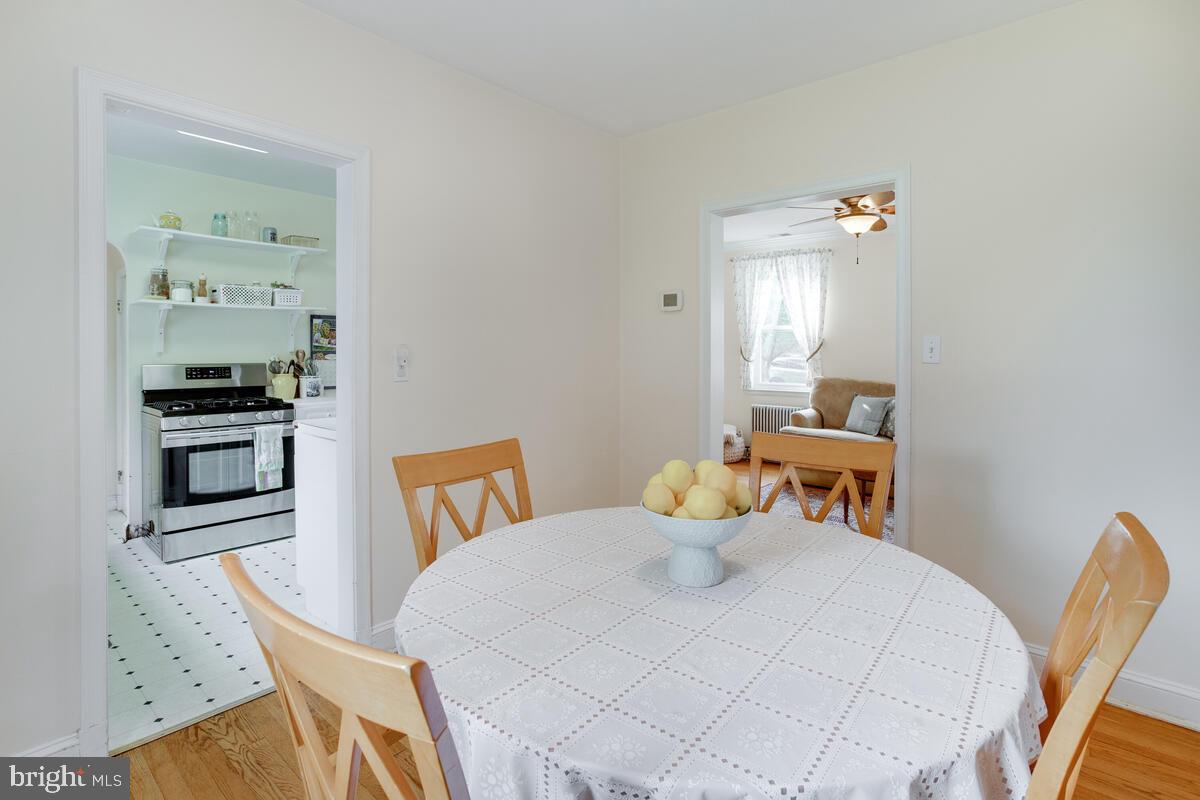 16 Cinder Road Lutherville-Timonium, MD 21093 - Photo 11 of 53 Steps to the kitchen