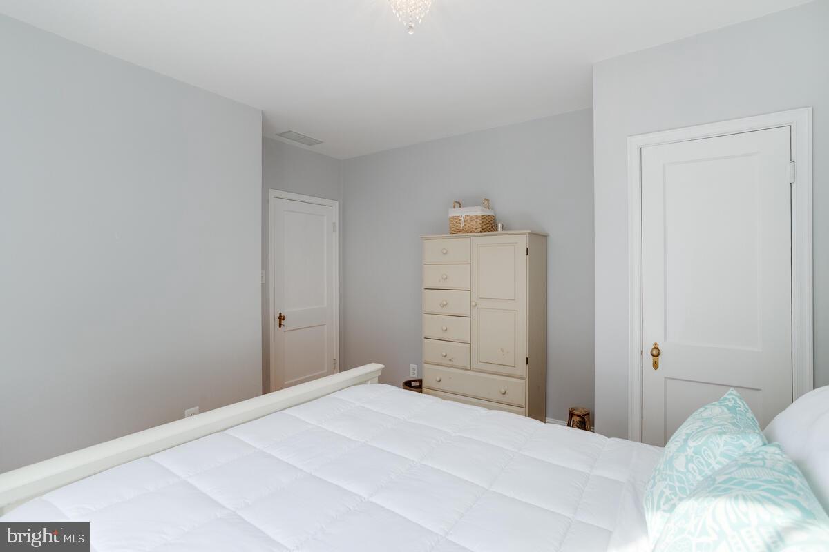 16 Cinder Road Lutherville-Timonium, MD 21093 - Photo 25 of 53 Bedroom 1