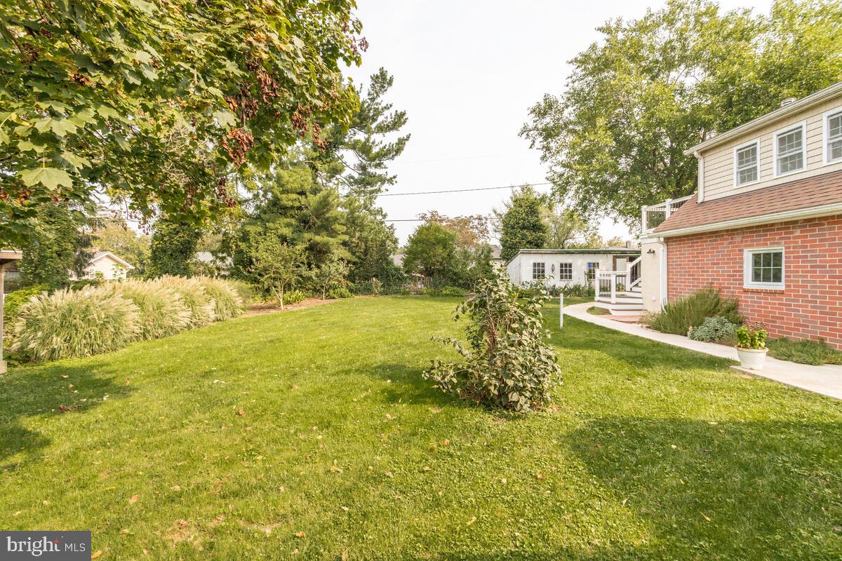 16 Cinder Road Lutherville-Timonium, MD 21093 - Photo 39 of 53 Spacious level yard - so much space!