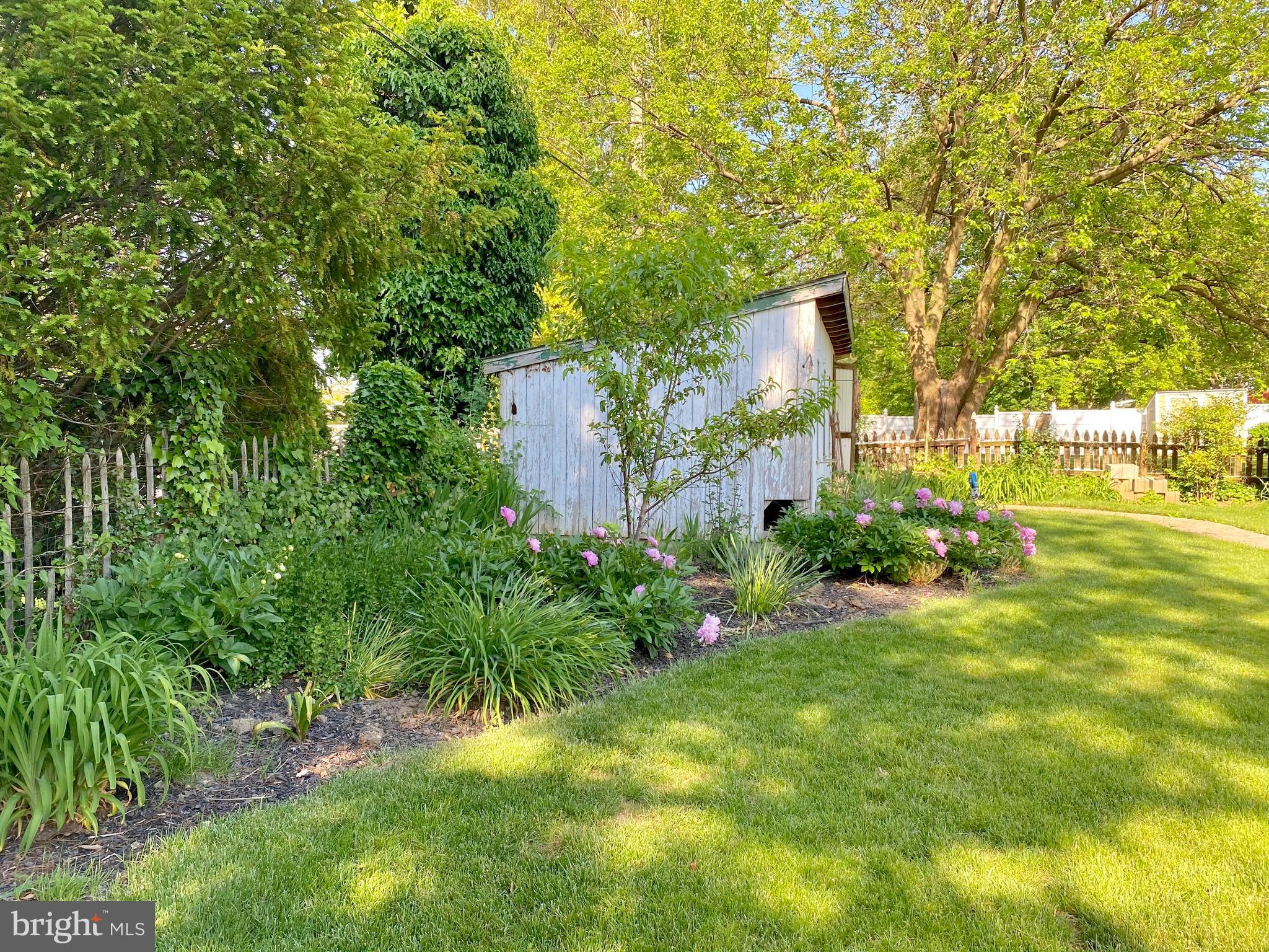 16 Cinder Road Lutherville-Timonium, MD 21093 - Photo 47 of 53 Gardener's delight with mature perennials