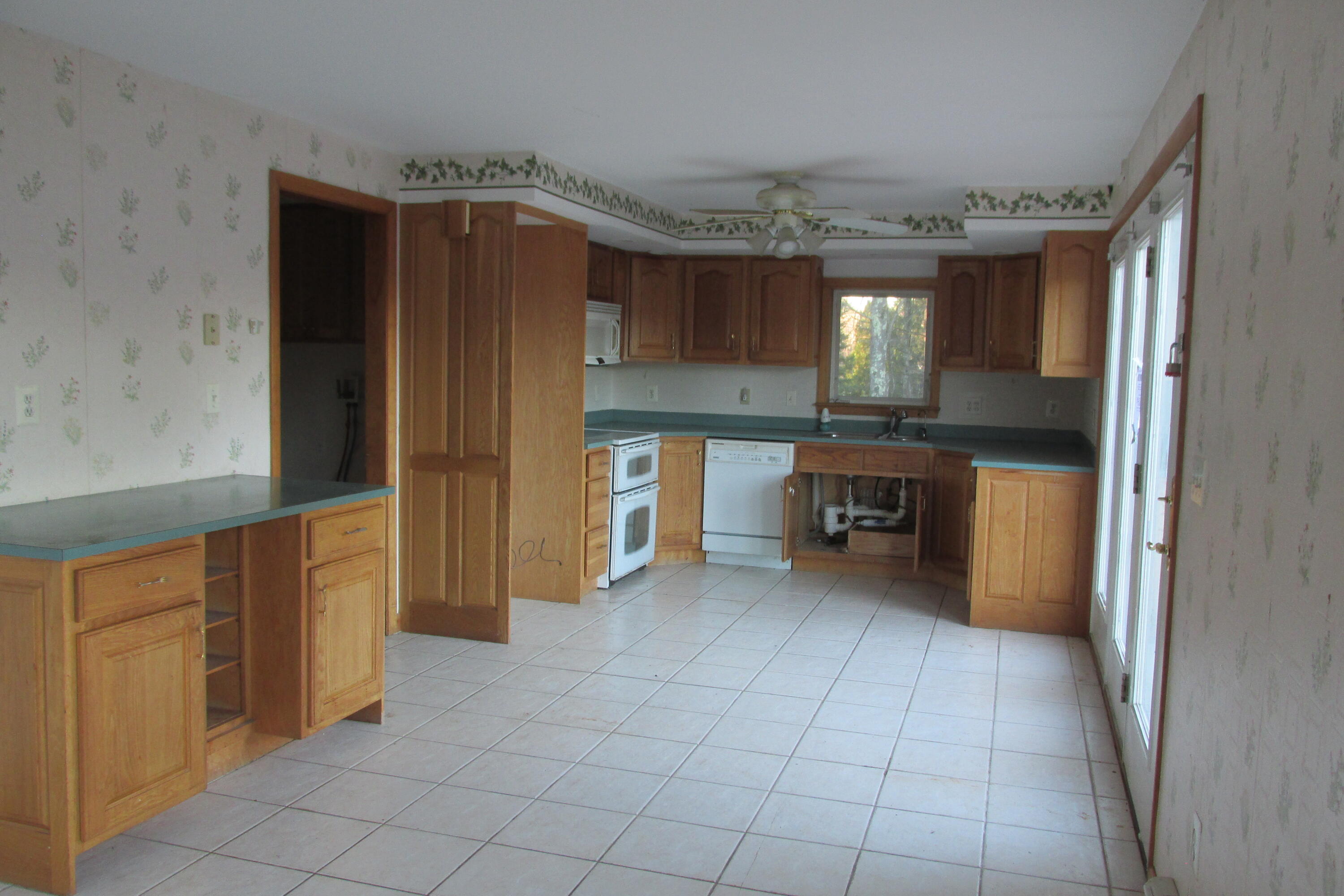 688 Empire Road Poland, ME 04274 - Photo 17 of 20 IMG_9582