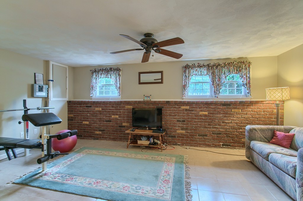 19 Argonne Road Billerica, MA 01821 - Photo 20 of 28