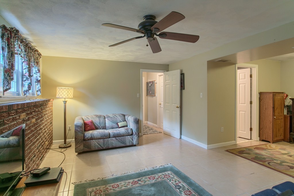 19 Argonne Road Billerica, MA 01821 - Photo 21 of 28