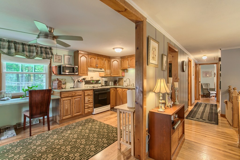 19 Argonne Road Billerica, MA 01821 - Photo 7 of 28