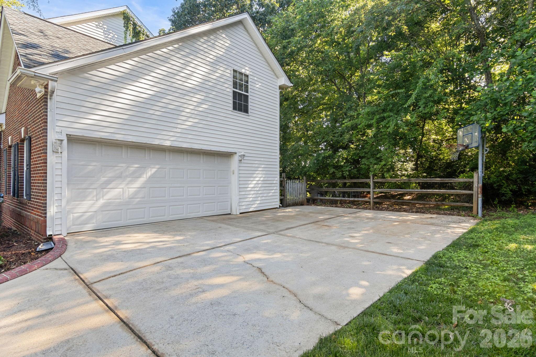 324 Brixham Place Fort Mill, SC 29708 - Photo 29 of 33