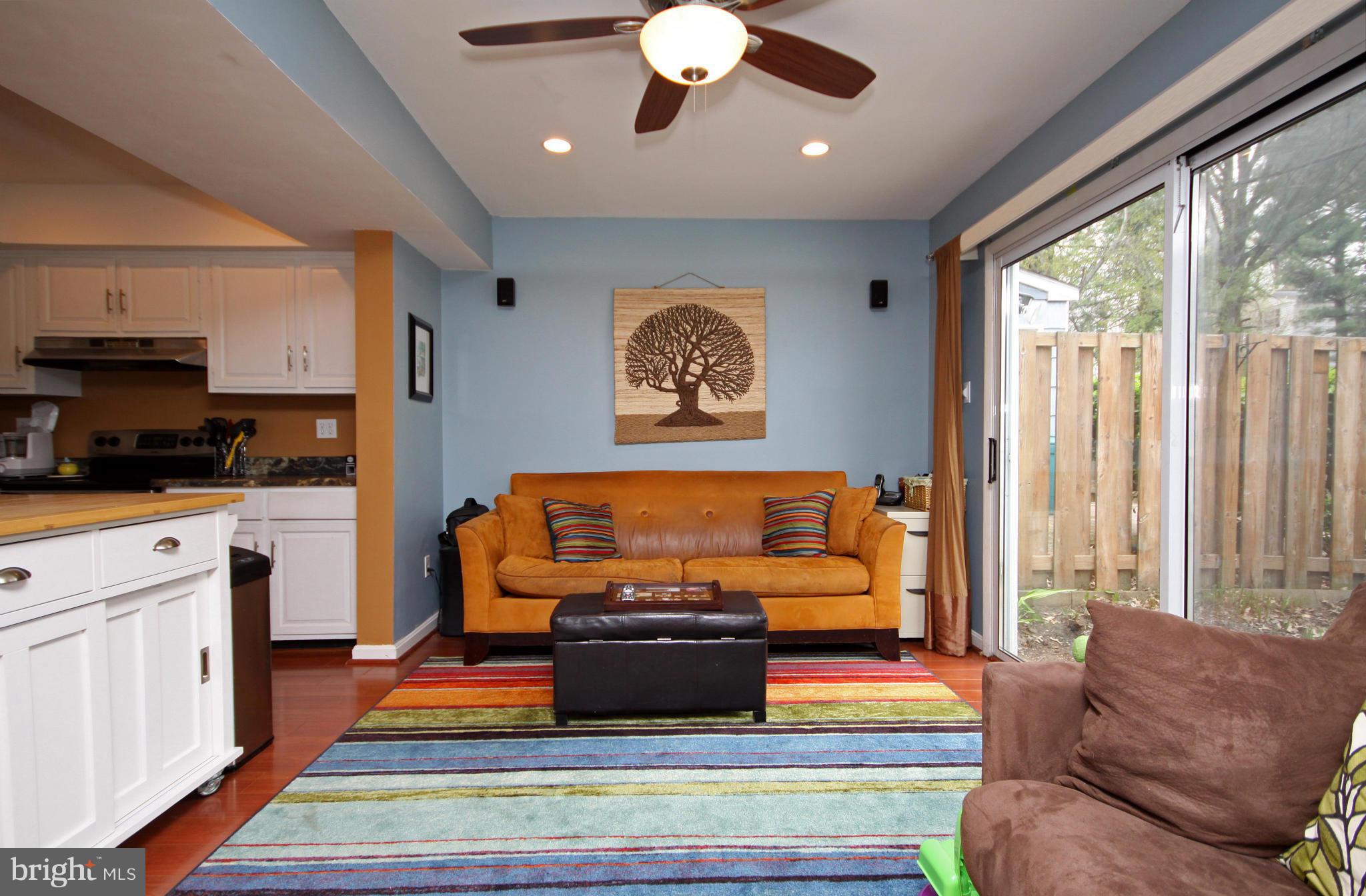 5462 Gloucester Road Columbia, MD 21044 - Photo 11 of 26 Family Room