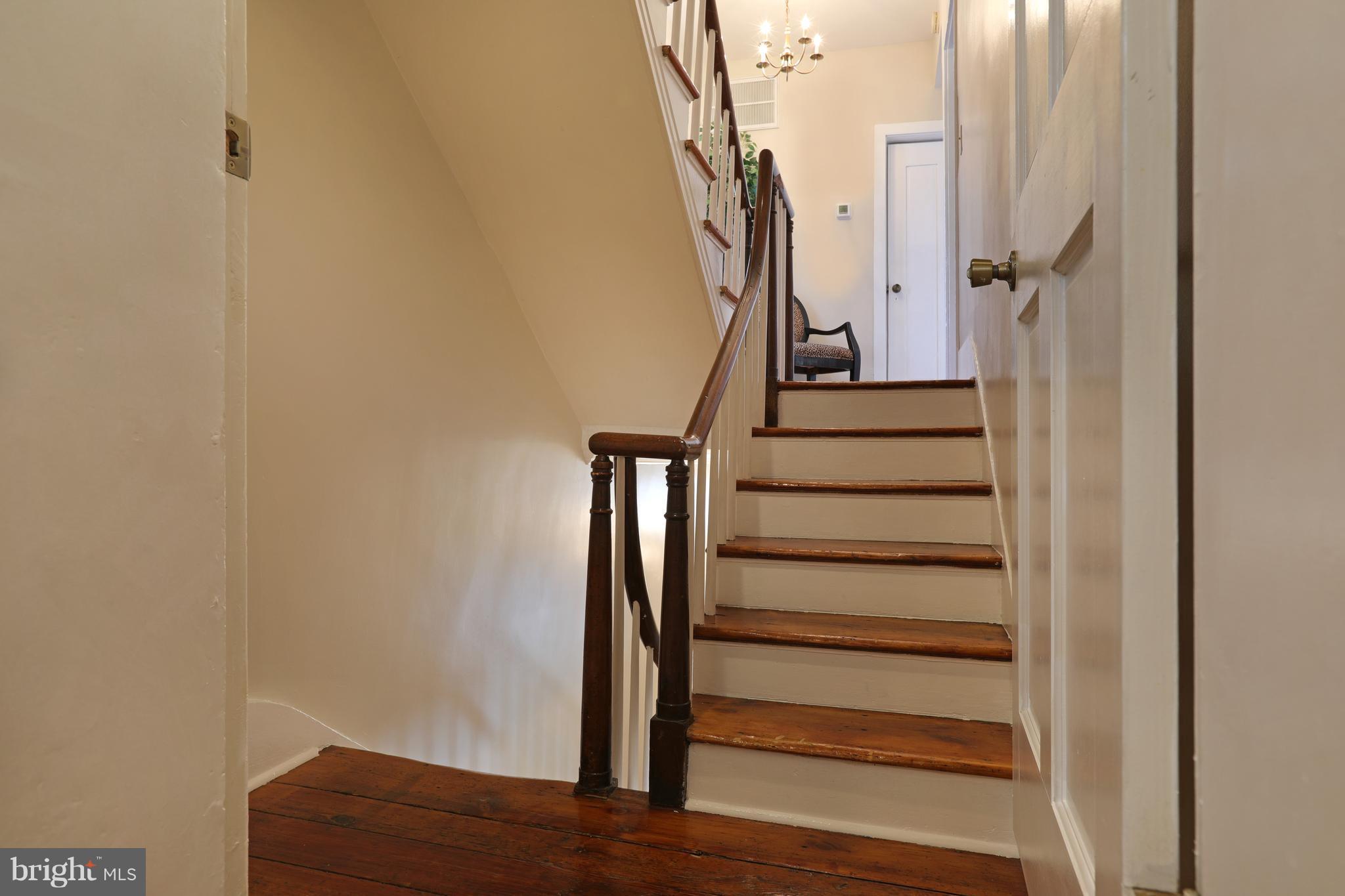 119 Decatur Street Cumberland, MD 21502 - Photo 15 of 30 Beautiful Staircases extends to three floors!