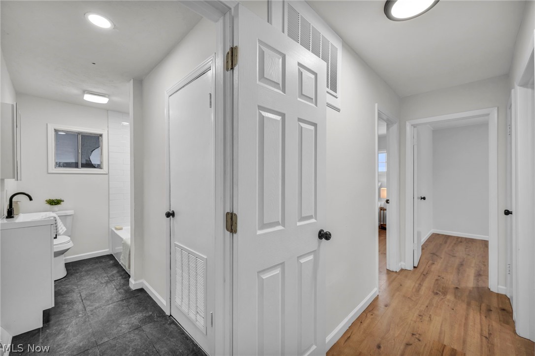 3959 Beach Road Medina, OH 44256 - Photo 27 of 47