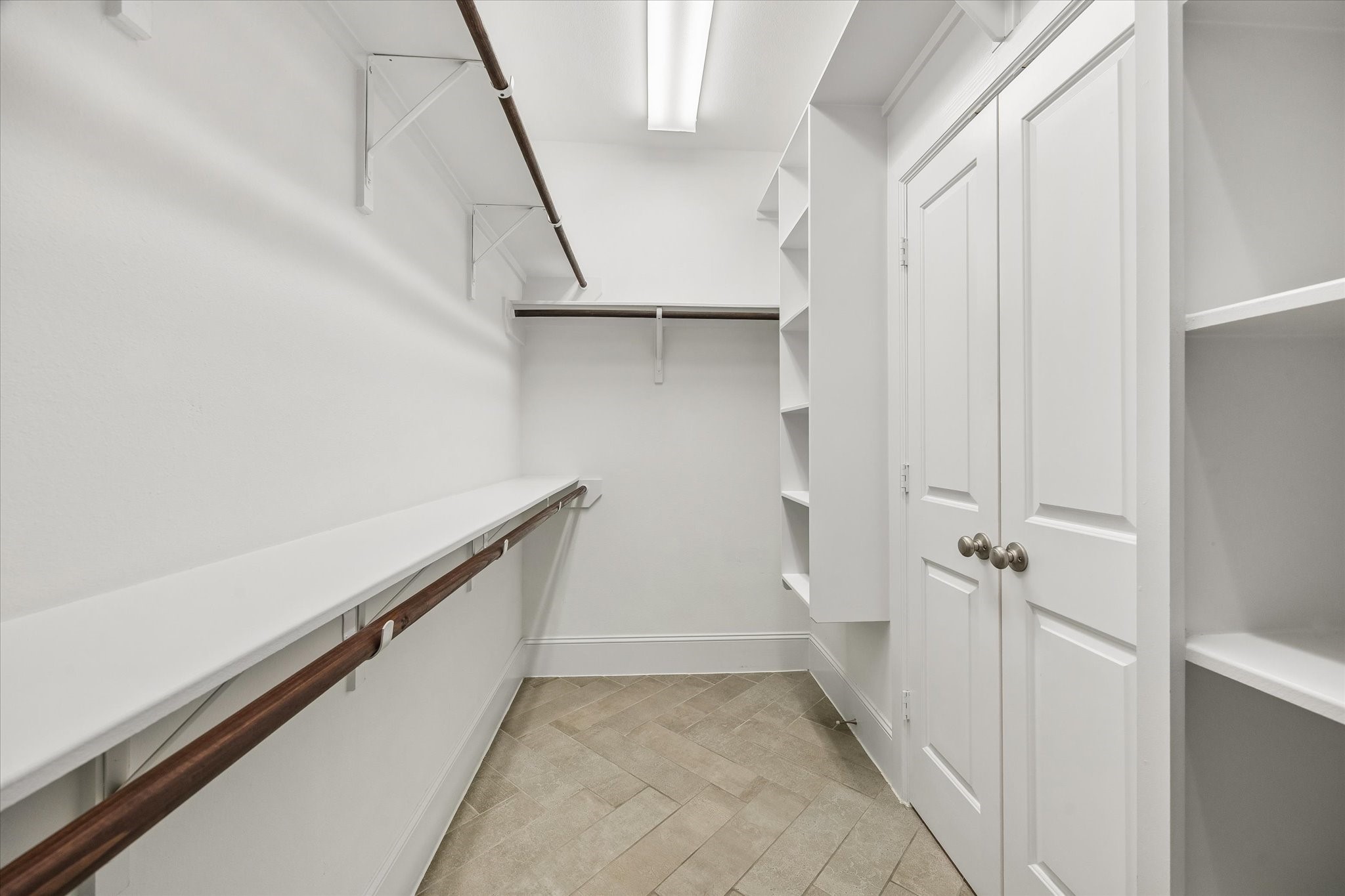 8318 Ginger Oak Street Houston, TX 77055 - Photo 11 of 20