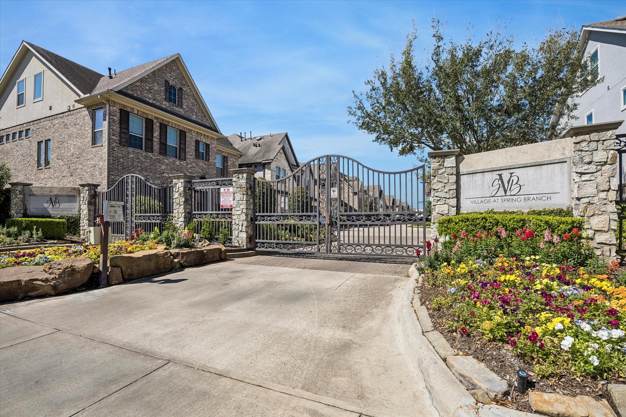 8318 Ginger Oak Street Houston, TX 77055 - Photo 20 of 20 a view of a street with a building in the background