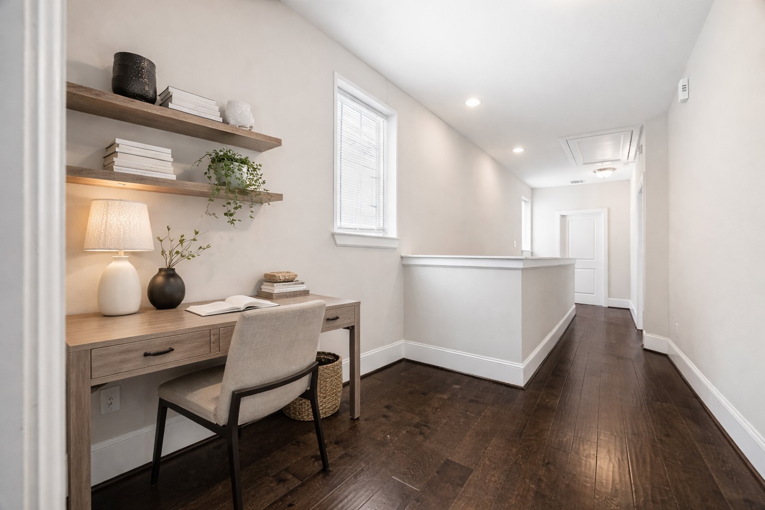 8318 Ginger Oak Street Houston, TX 77055 - Photo 7 of 20 a workspace with furniture and window