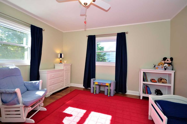 856 Oxford Road Deerfield, IL 60015 - Photo 10 of 19 Gallery Image 10