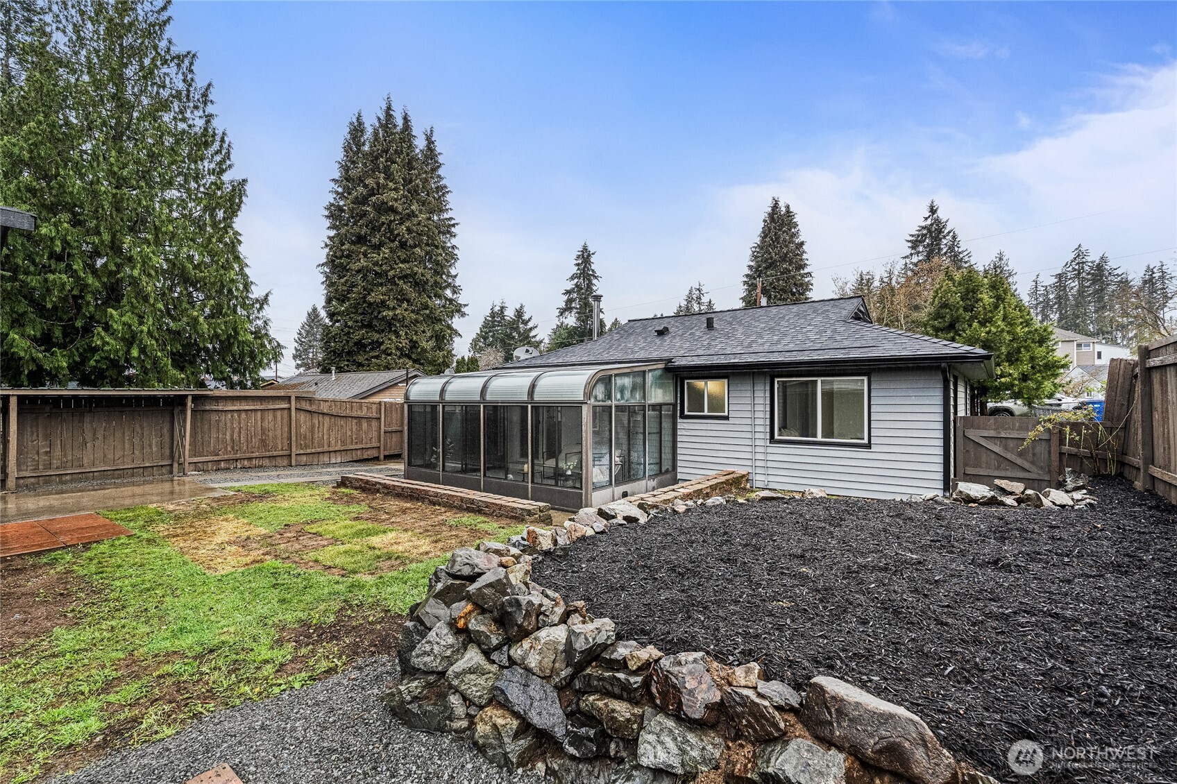 3419 Northeast 7th Place Renton, WA 98056 - Photo 9 of 25