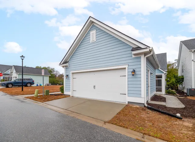 $585,000 | 804 Guerin Creek Drive, Charleston, SC 29492