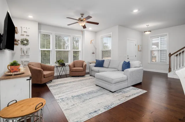 $585,000 | 804 Guerin Creek Drive, Charleston, SC 29492