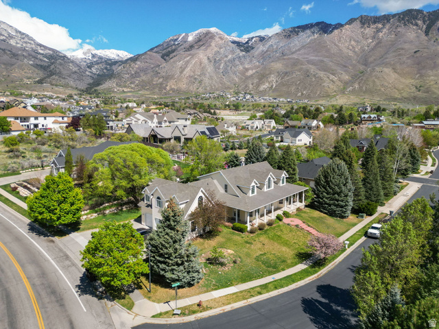 243 Eastview Drive, Unit 6 Alpine, UT 84004 - Photo 3 of 46