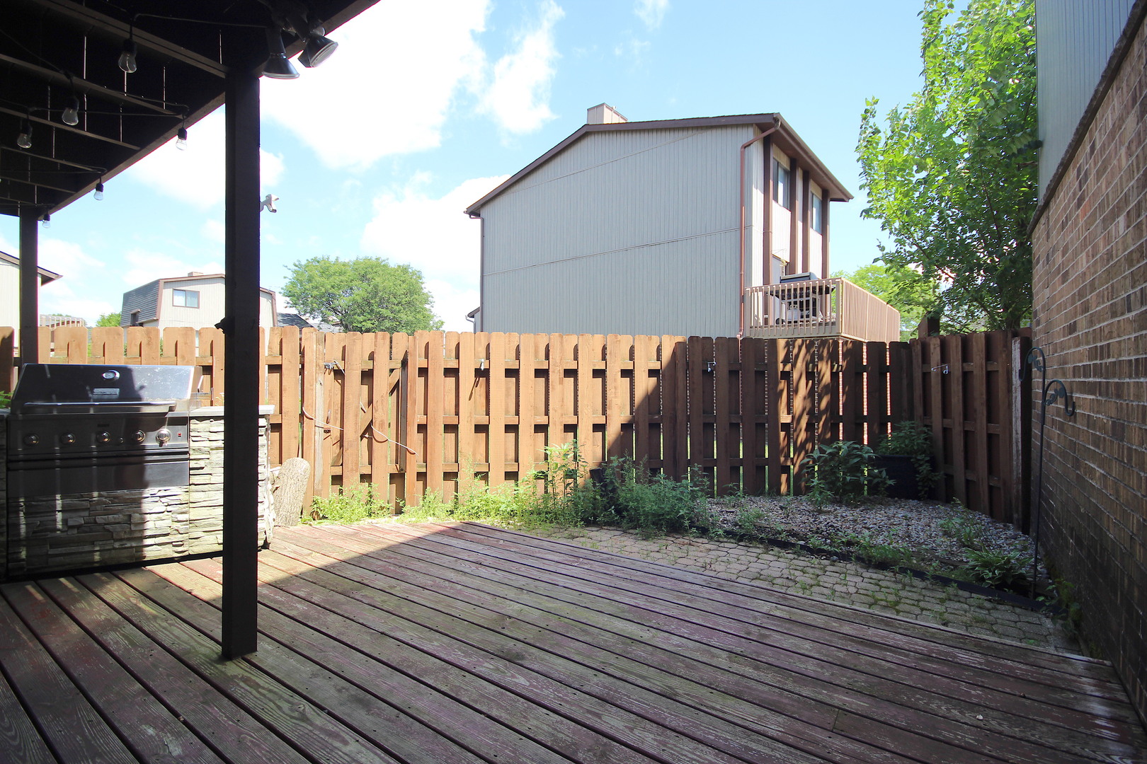 736 High Ridge Road Roselle, IL 60172 - Photo 20 of 21 Gallery Image 20