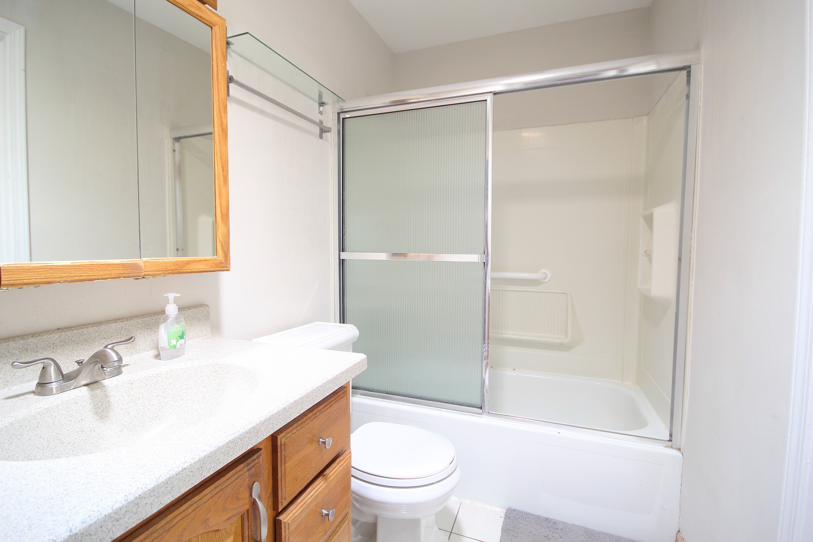 736 High Ridge Road Roselle, IL 60172 - Photo 9 of 21 Gallery Image 9