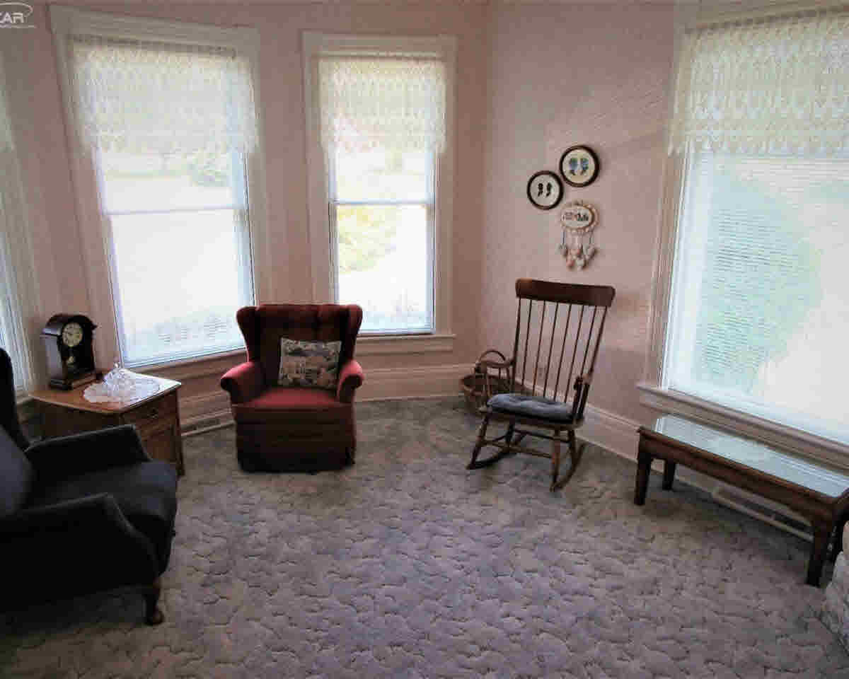 10155 Beecher Road Flushing, MI 48433 - Photo 14 of 33 21370437-13.JPG